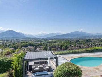 Maison avec piscine