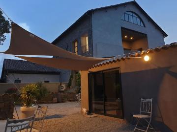 Maison de 14 pièces de luxe en vente à Nîmes, France