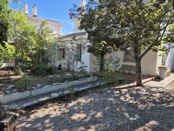 Maison de 7 pièces de luxe en vente à Montpellier, France