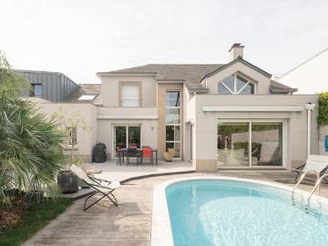 Maison de 7 pièces de luxe en vente à Nantes, France