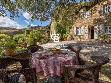Maison de luxe de 610 m2 en vente La Garde Freinet, France