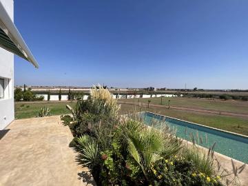 Maison de campagne exclusive de 400 m2 en vente...