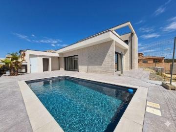Maison de luxe de 4 pièces en vente à Cazouls lès...