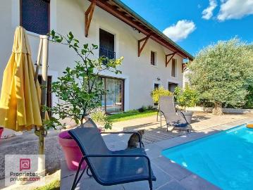 Maison de luxe de 5 pièces en vente à Champagneux, France