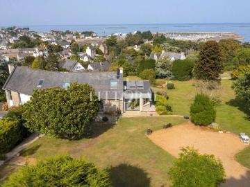 Maison de luxe de 8 pièces en vente à Binic, Bretagne