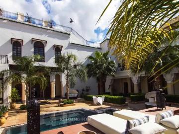 Maison de luxe de 10 chambres en vente à Fès, Maroc