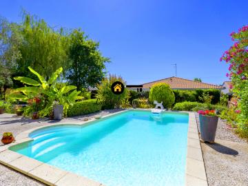 MAISON DE PLAIN PIED 4 PIECES 118 m2 PISCINE GARAGE T