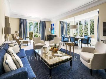 Maison de luxe de 120 m2 en location Antibes, France