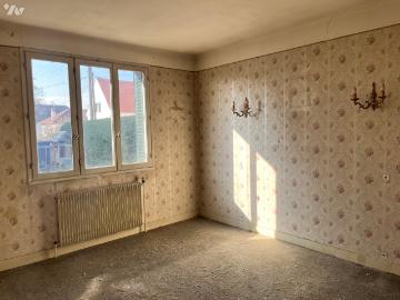 Maison en vente à Chenôve, Bourgogne Franche Comté, 175000€