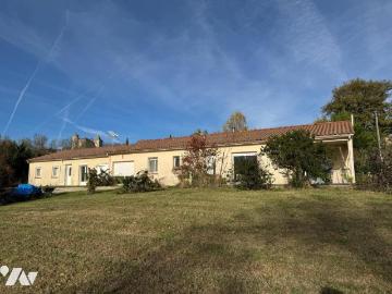 Maison en vente à Fieux, Nouvelle Aquitaine, 293500€
