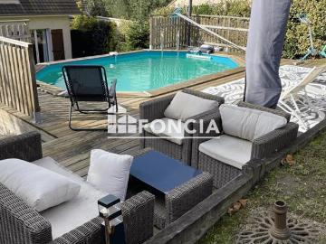 Maison familiale 160 m2 avec piscine 900m2 de terrain