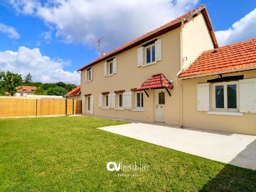 Maison Intégralement Rénovée à INCARVILLE