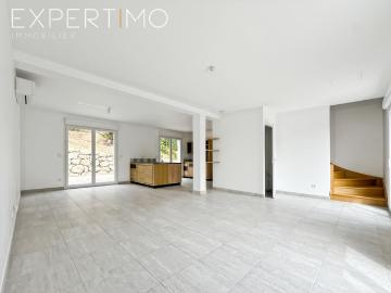 Maison neuve, individuelle, édifié sur sous sol total