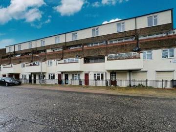 Marine Court, Centurion Way, 3 Bedroom Flat