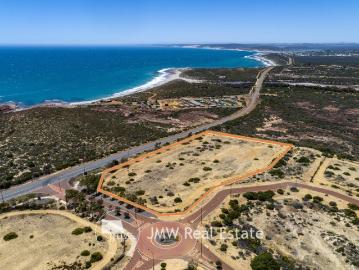 MASSIVE EXPOSURE TO GEORGE GREY DRIVE TOURISM TRAFFIC FLOW