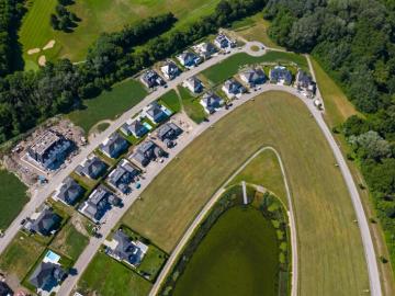 Mehr als ein Grundstück! WOHNEN REITEN GOLFEN *...