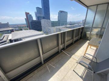 Mischek Tower Wohnung im 13. Stock mit Panoramablick,...