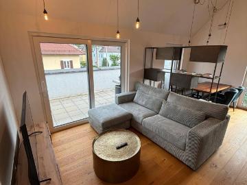 Möbilierte 2 Zimmer Wohnung Neubau mit Garage in...