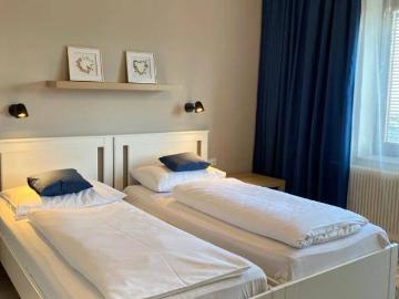 Möblierte Studio Wohnung mit Balkon – € 800/Monat inkl....