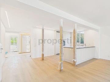 Modern 4.5 room maisonette with balcony, Rheineck