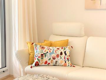 Modern and bright flat, fully furnished, best individual...