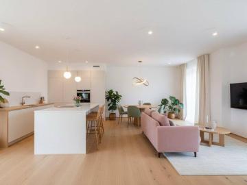 MODERNE 2 ZIMMER EIGENTUMSWOHNUNG AM FUSS DES BISAMBERGS...