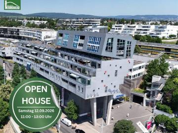 Moderne 4 Zimmer Dachgeschosswohnung mit Loggia &...
