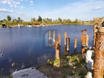 MODERNES WOHNEN MIT DIREKTEM SEEZUGANG EIGENGRUND