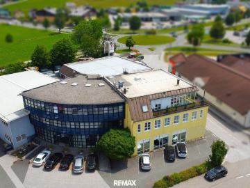 Modernes Büro mit großzügiger Terrasse im Gewerbegebiet...