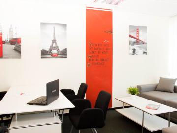 Modernes Coworking in Saarbrücken mit Besprechungsräumen...