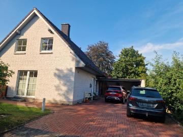 Modernes Einfamilienhaus in Detmold Diestelbruch zu...