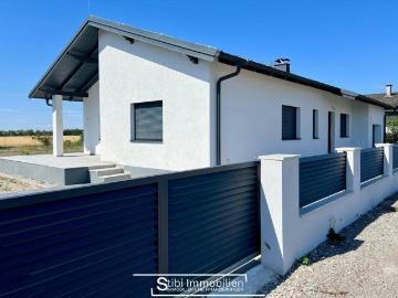 Modernes & kernsaniertes Einfamilienhaus mit großem...