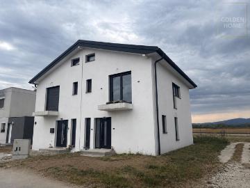 Modernes Schmuckstück mit Sonnenterrasse