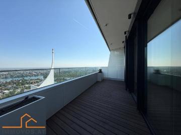 MODERNER NEUBAU | FANTASTISCHER WEITBLICK IN UNO CITY NÄHE