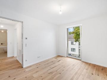 Moderner Neubau mit vielen Technischen Raffinessen in U...