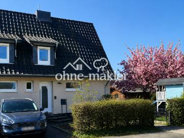 Modernisierte Doppelhaushälfte mit Sonnenterrasse –...