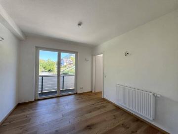 Modernisierte Zwei Zimmer Wohnung mit Balkon | BAD ISCHL