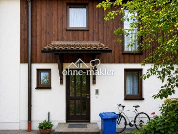 Modernisiertes Reihenmittelhaus mit Garten, Balkon und...