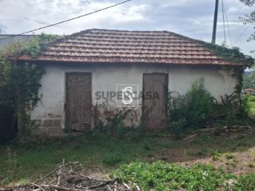 Moradia para Restaurar T2 Venda em Vila Garcia, Aboim e...