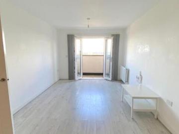 Morris Drive, Belvedere, 2 Bedroom Flat