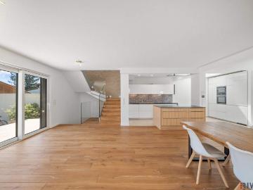 hochwertige und moderne Ausstattung * Einfamilienhaus...