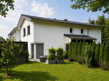 Neuwertiges Einfamilienhaus | 210 m² Wohn & Nutzfläche |...