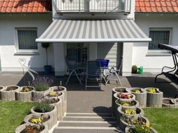 Neuwertiges Einfamilienhaus herrliche Natur in 97782...