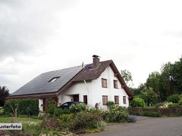 Neuwertiges Einfamilienhaus in guter Wohnlage ohne...