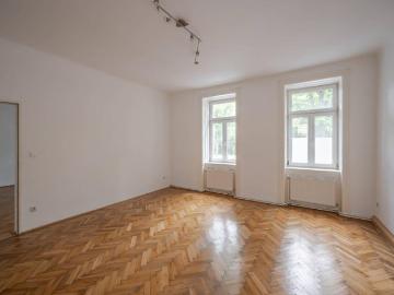 NEU+ Altbau zum Gestalten: Sanierungsbedürftige 3 Zimmer...