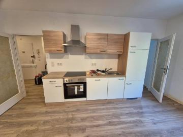 Neubau Apartment 41m2 mit Einbaukueche und Lift in Wien 1100