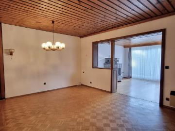 Neuer Preis Einfamilienhaus in Sehr Schöner Lage
