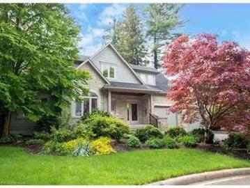 For Rent! 56 April Court, Hamilton, ON, L9G 1A1 house...