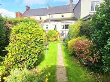 Newbridge Street, Birr, Offaly, R42 HR40 – Sale Agreed –...