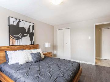 Newport Towers II 2 Bedroom Apartment for Rent at 50...